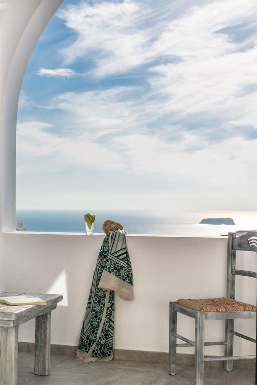 Aspronisi Luxury Villa With Caldera View เมกาโลคอรี ห้อง รูปภาพ